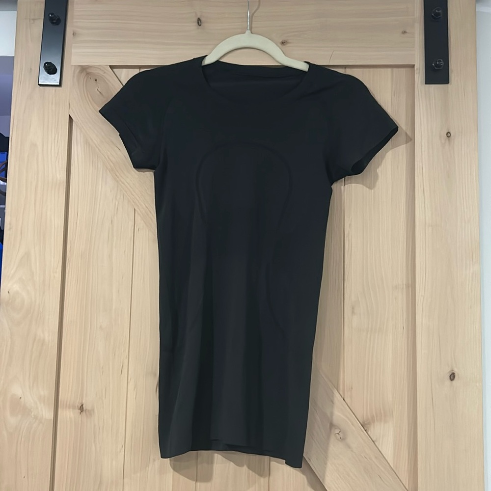 Lululemon swiftly tech short sleev shirt black